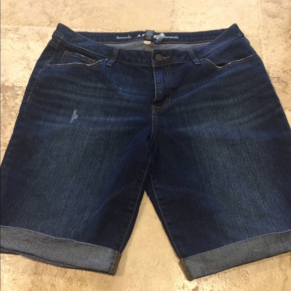 Apt. 9 Pants - Denim shorts Bermuda size 14 distressed